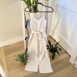 BNWT Abercrombie petite linen tie strap jumpsuit